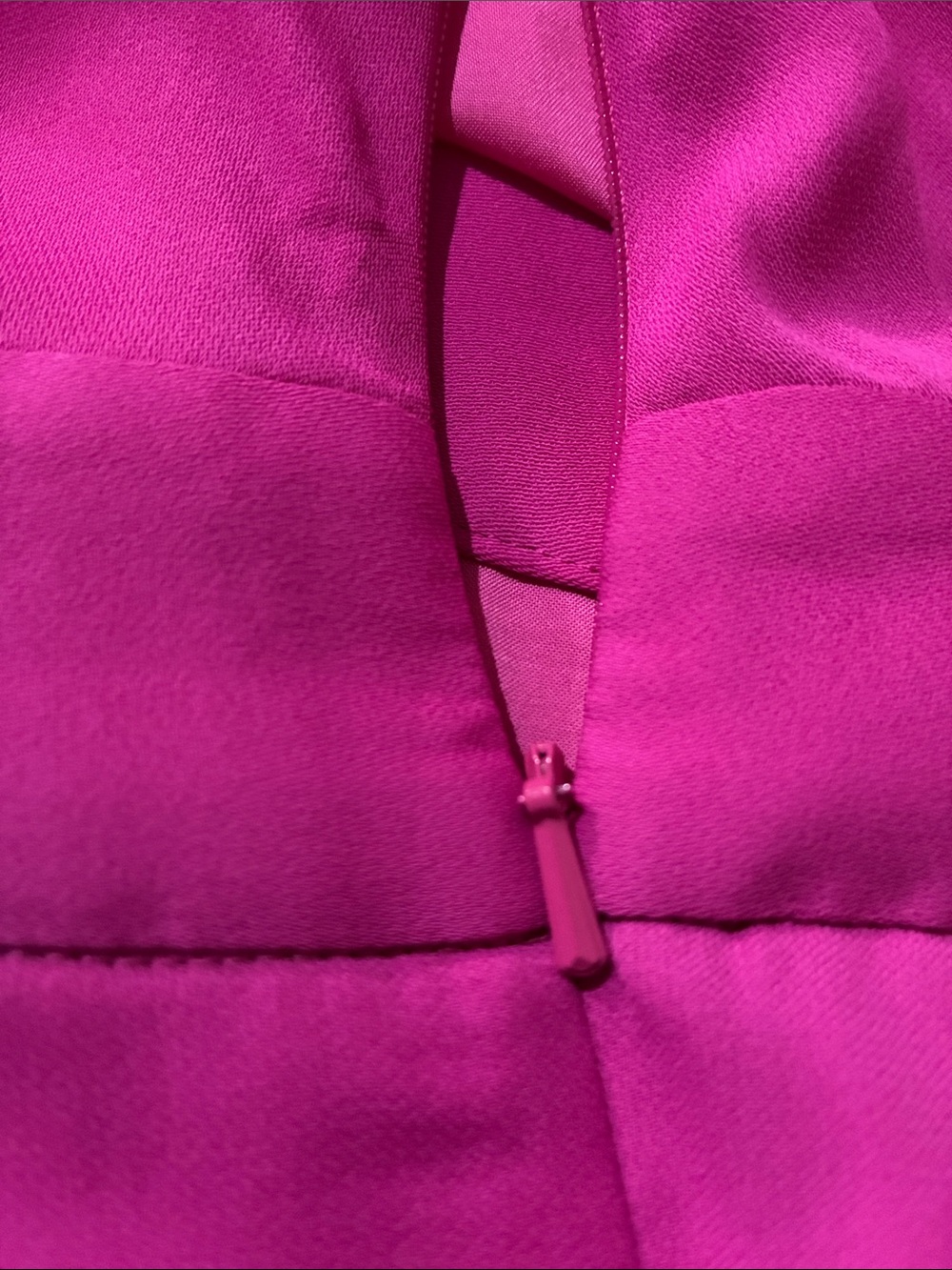 BODEN Pleat Detail Blouson Dress - Picture 14 of 15